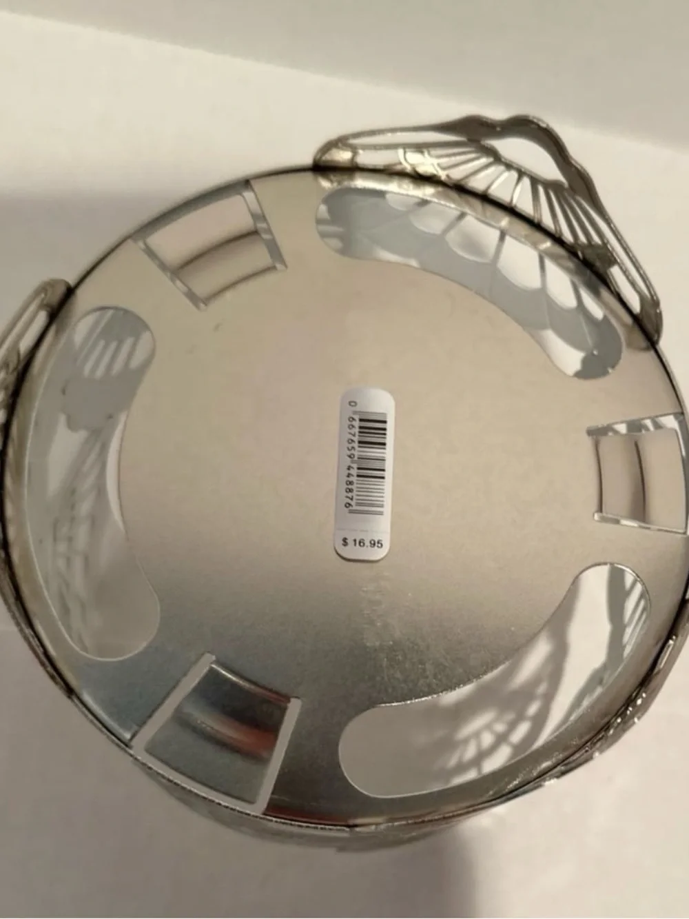 Bath & Body NWT Opalescent Seashells 3-Wick Candle Holder